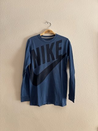 Camiseta Nike manga larga azul