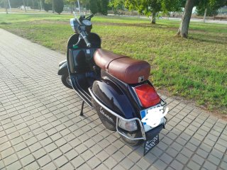 Vespa PX 150 Negra