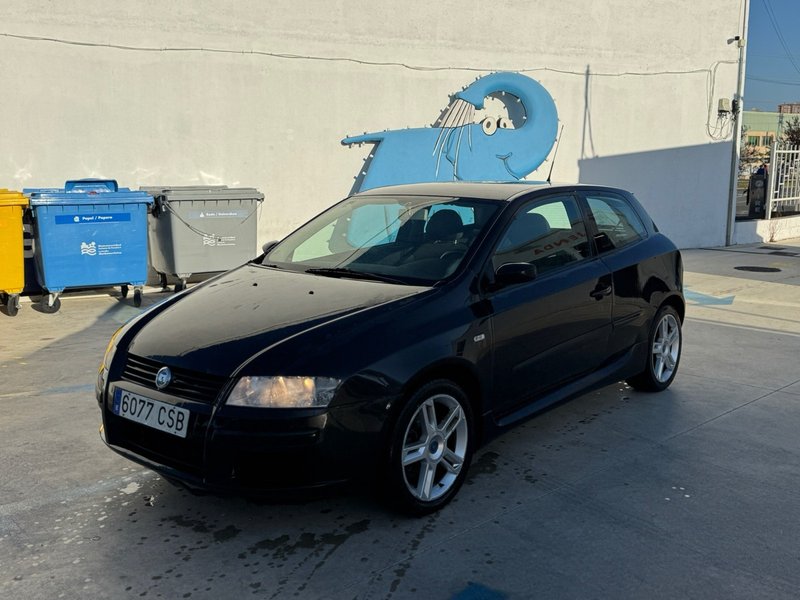 FIAT Stilo 2004 - foto 1
