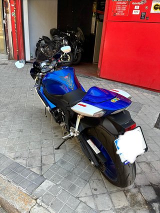 Suzuki GSX-R 600 (2007) con 22.000km