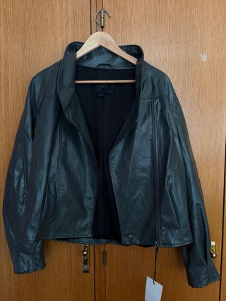 Chaqueta Zara efecto piel Talla S
