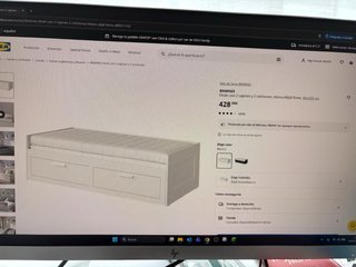 Diván Ikea blanco con cajones