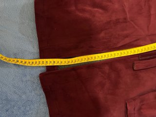 Gabardina roja de terciopelo de color BURGUNDY