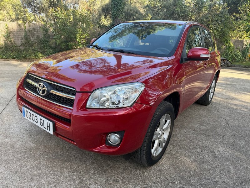 Toyota RAV4 2010 - foto 1