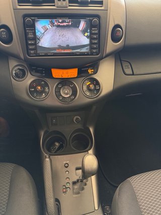 Toyota RAV4 2010