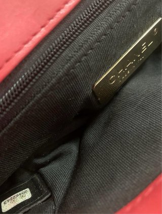 Bolso Chanel Matelassé Rojo Cadena Dorada