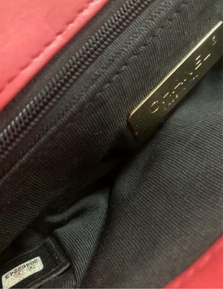 Bolso Chanel Matelassé Rojo Cadena Dorada