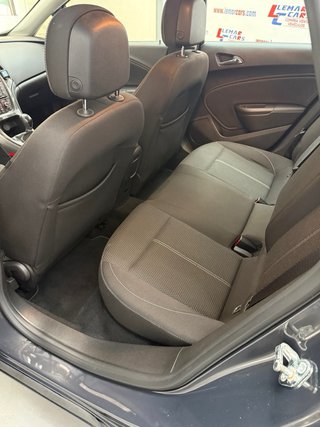 Opel Astra 2012