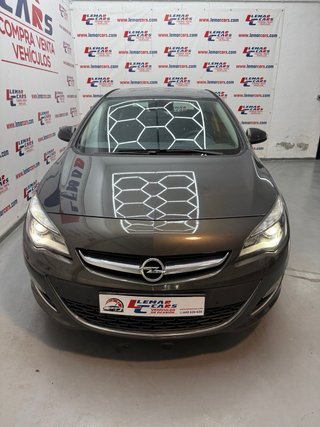 Opel Astra 2012