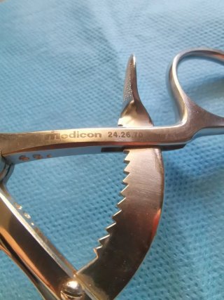 Separador Quirúrgico Autoestático Medicon