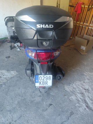 SYM Moto 125cc Maxi Scooter Azul. Inyecion directa