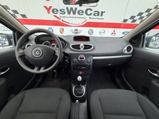 Renault Clio Grand Tour 2010 (B)