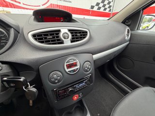 Renault Clio Grand Tour 2010 (B)
