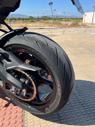 BMW S1000XR
