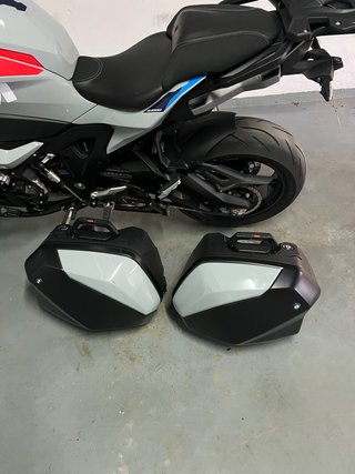 BMW S1000XR