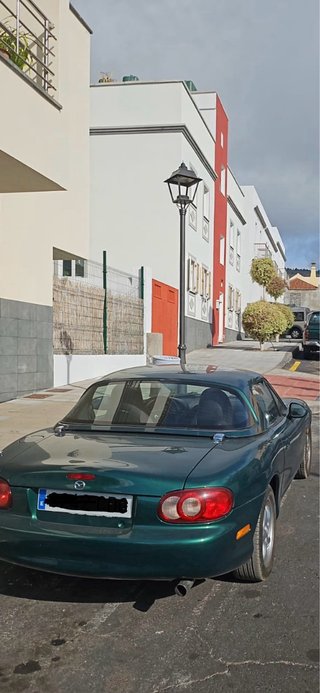 Mazda MX-5 2003