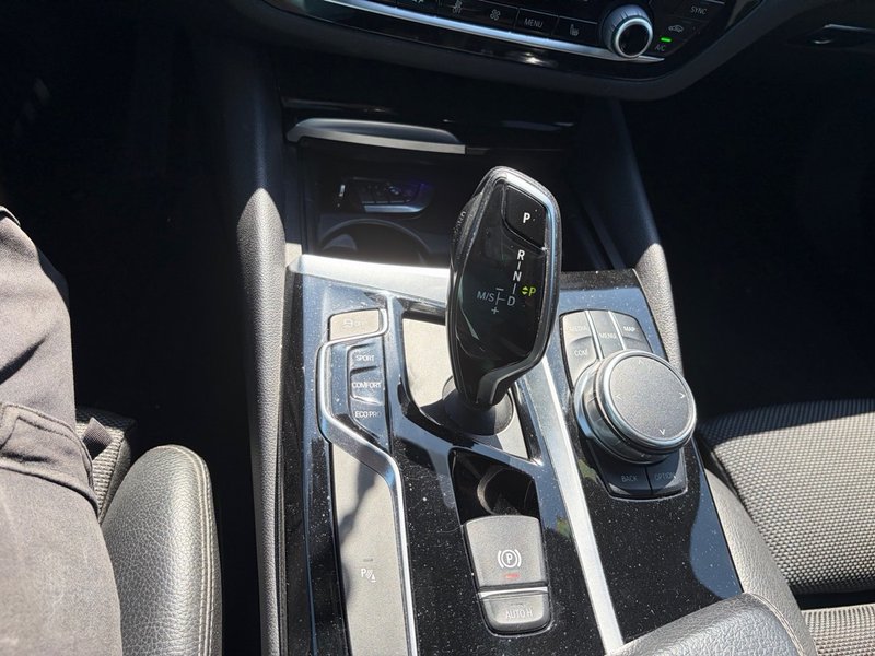 BMW Serie 5 2018, foto 8