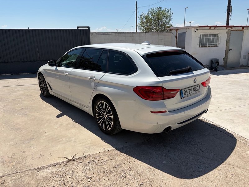 BMW Serie 5 2018, foto 10
