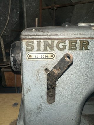 Máquina de coser industrial Singer 554B514