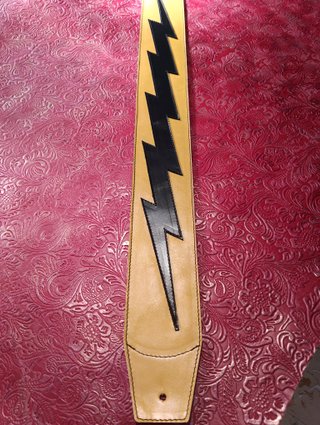 Correa de guitarra de cuero