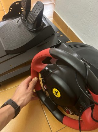 Volante Ferrari per Xbox Series S/X