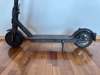 Patinete Eléctrico Negro
