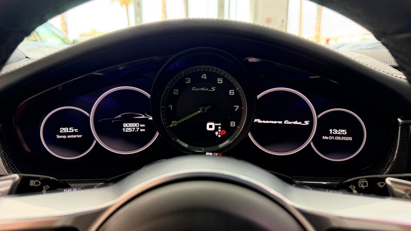 Porsche Panamera 2018, foto 15