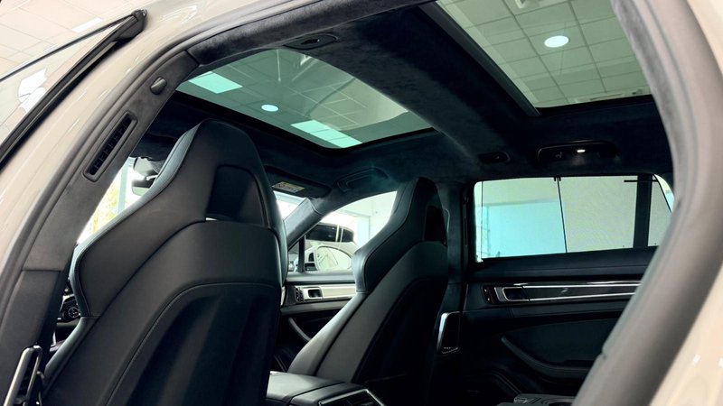 Porsche Panamera 2018, foto 35