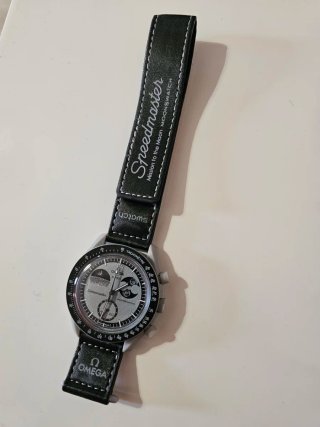 Omega Speedmaster MoonSwatch Mission to the Moon