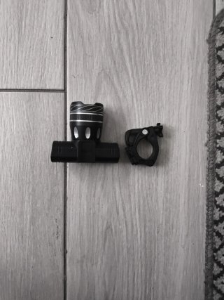 Luz LED para trotinete/bicicleta