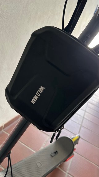 Patinete Cecotec con Bolsa Wild Man y Faro LED