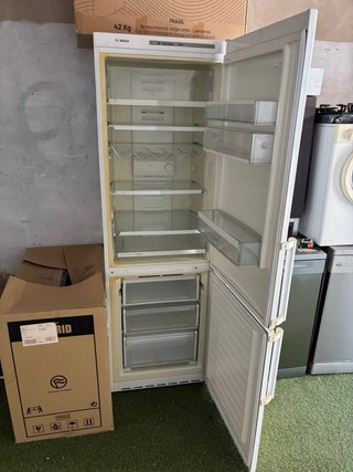 Nevera Bosch 60/185/60 cm