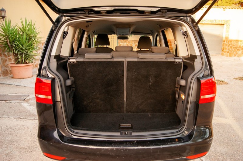 Volkswagen Touran 1.6 TDI Advance 2011, foto 19