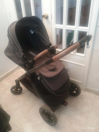 Silla de paseo + capazo Trío Bebé Confort