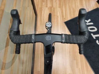 Factor Ostro VAM Rapha Edition 2.0