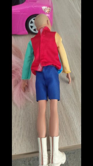 Coche Barbie Rosa con Barbie y Kent