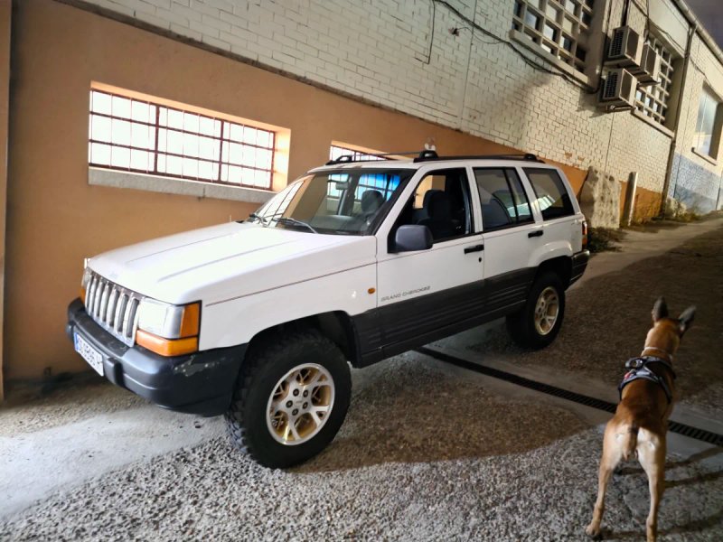 Jeep Grand Cherokee 1997 - foto 1