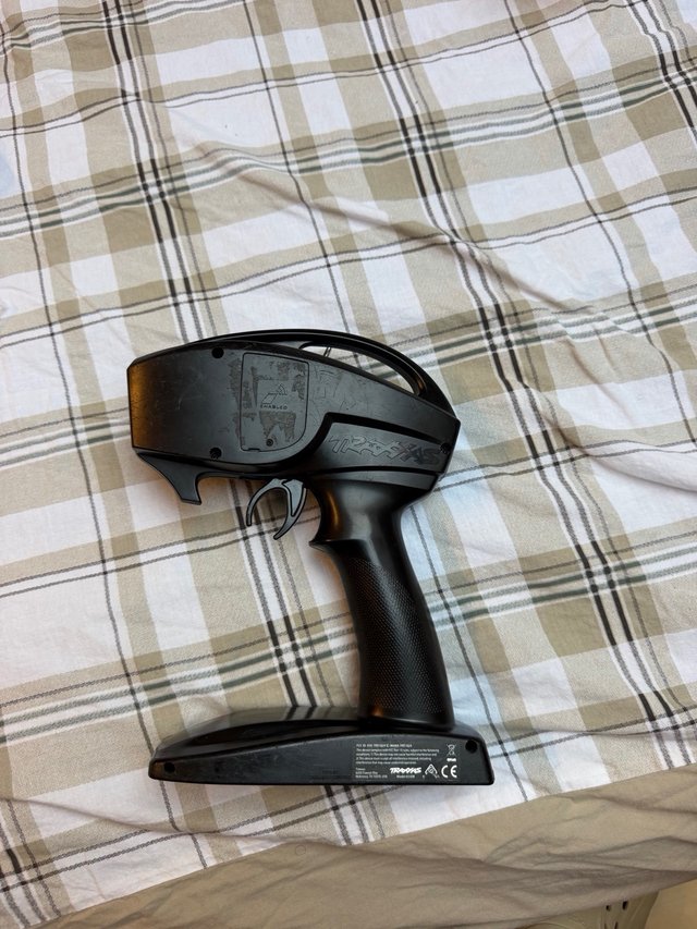 Mando Traxxas 2.4GHz