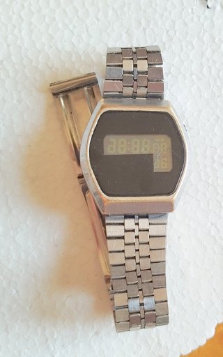Reloj Citizen Digital Pulsera Hombre Japan