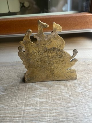 Barco decorativo de bronce