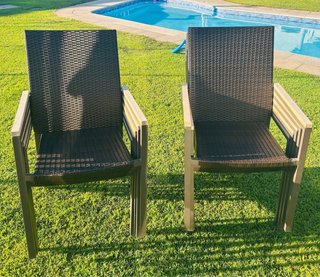 10 Sillas Ratan y Madera Marrón
