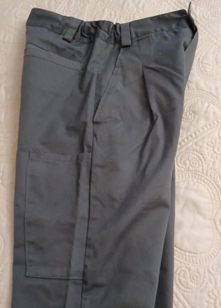 Pantalón de trabajo gris