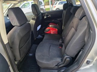 Nissan Qashqai+2 2009