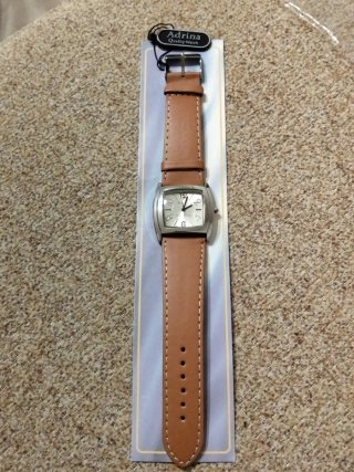 Reloj Adrina Pulsera Cuero Marrón y Plata