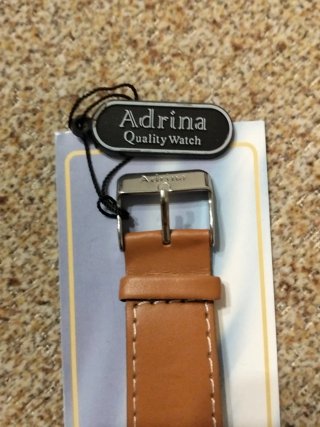 Reloj Adrina Pulsera Cuero Marrón y Plata