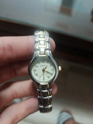 Reloj Geneva Mujer Oro y Plata
