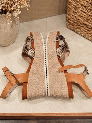 Sandalias Cuña Piel Animal Print