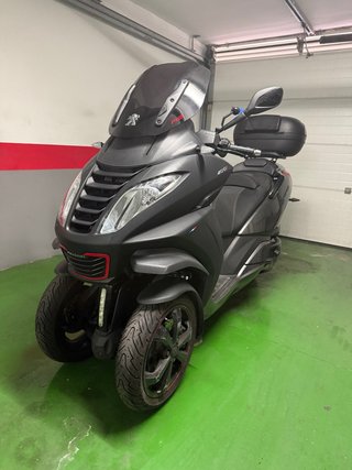 Peugeot Metropolis 400i