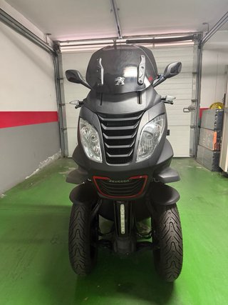 Peugeot Metropolis 400i