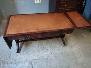 Mesa escritorio antigua cuero y madera